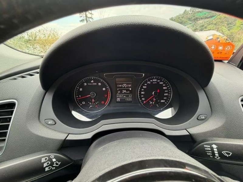 东莞18年奥迪Q37