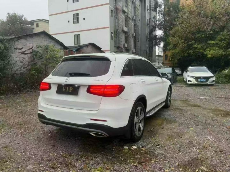 防城港18年奔驰GLC7