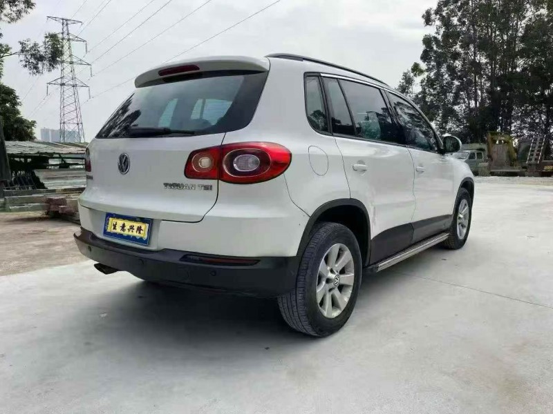 湛江12年大众途观7