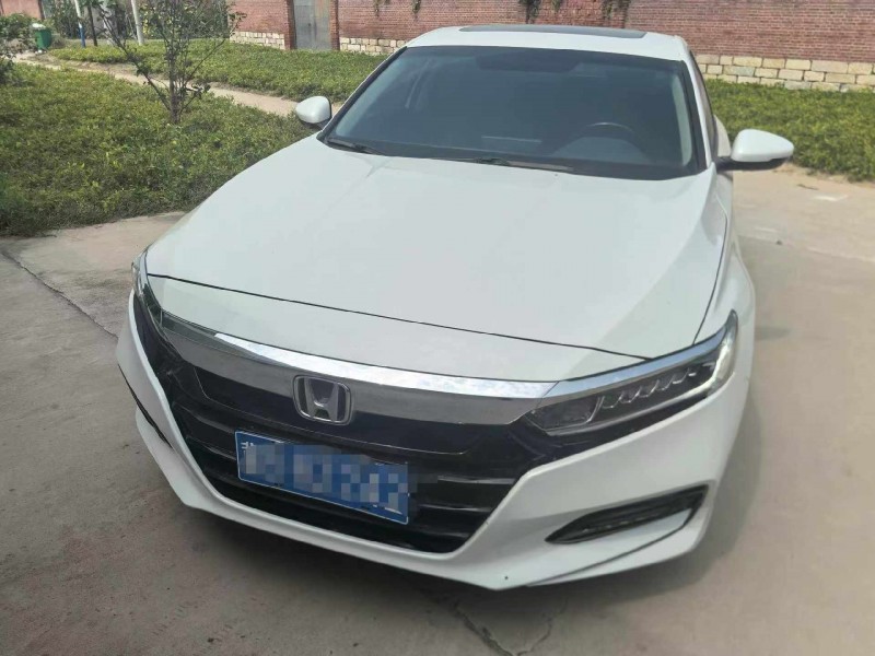 唐山21年本田雅阁1