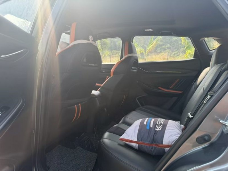 东莞22年长安汽车欧尚6