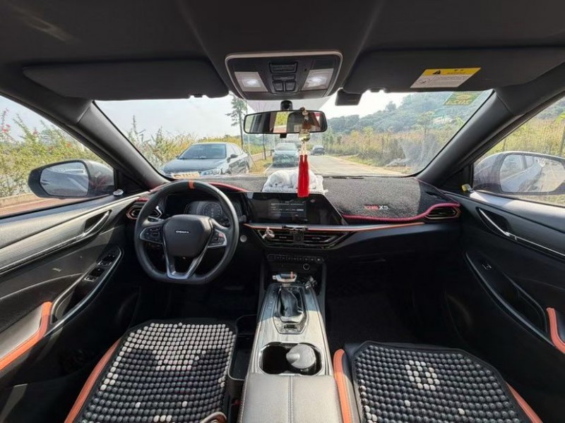 东莞22年长安汽车欧尚7