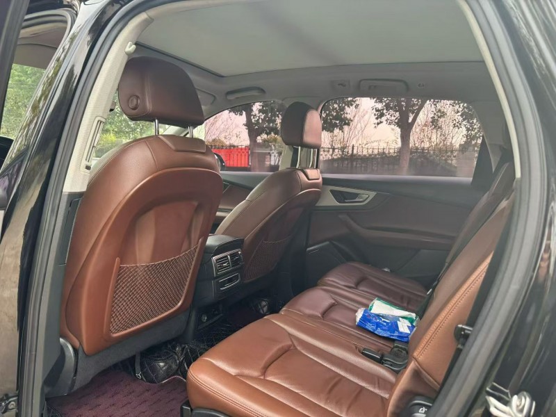 东莞19年奥迪Q76