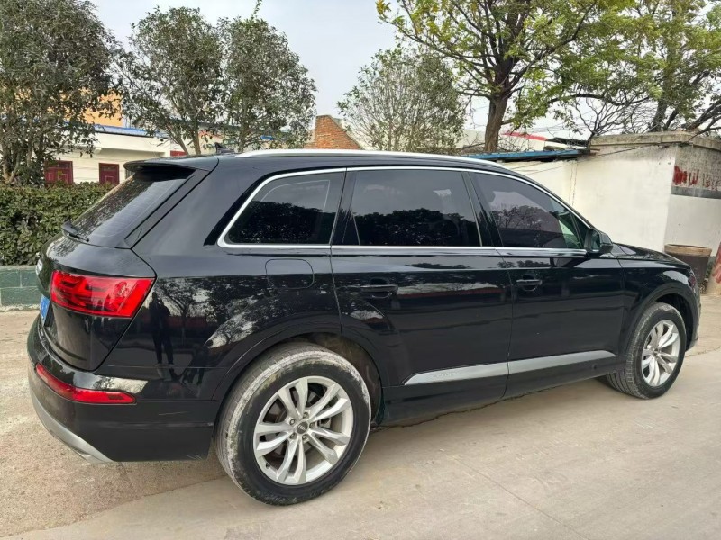 东莞19年奥迪Q78