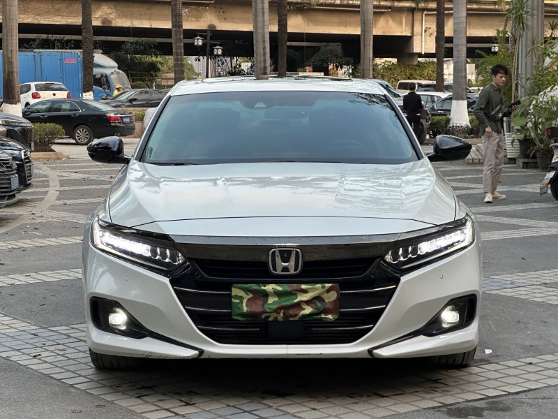 东莞23年本田雅阁1