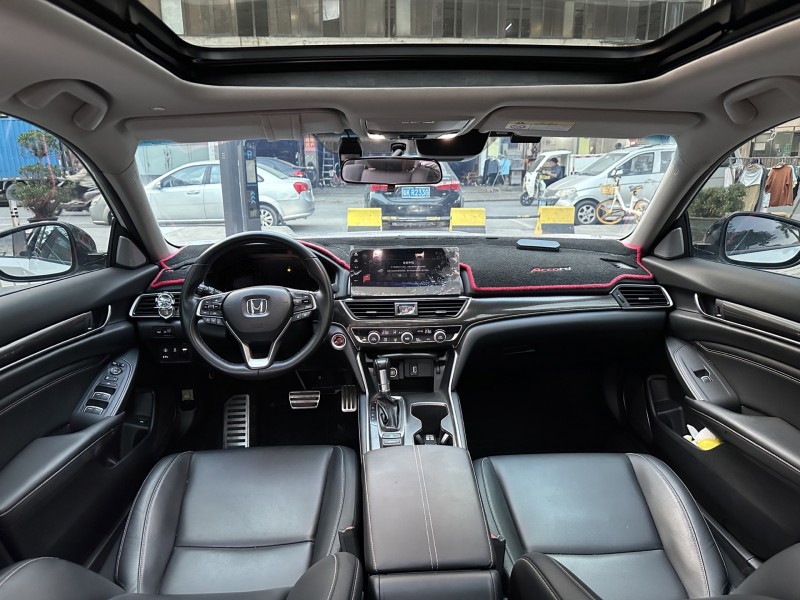 东莞23年本田雅阁4