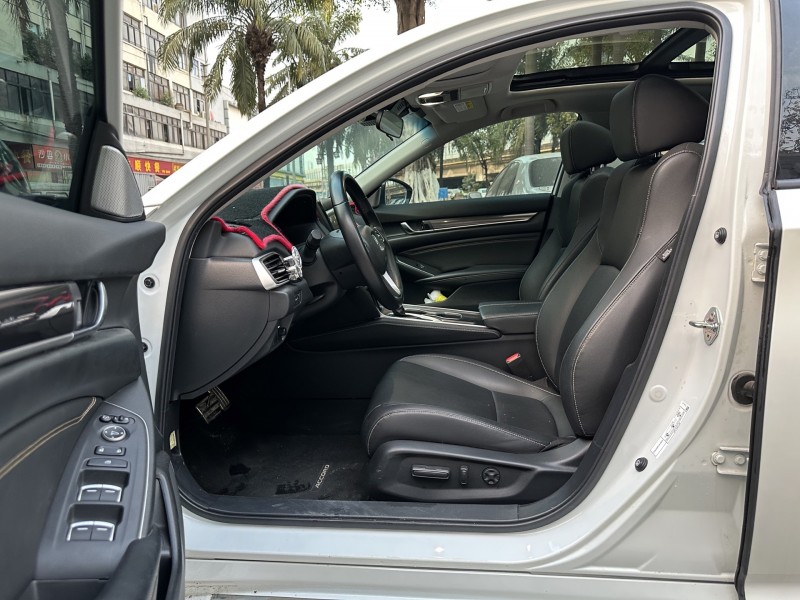 东莞23年本田雅阁6