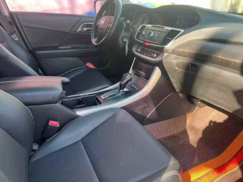 淄博16年本田雅阁6