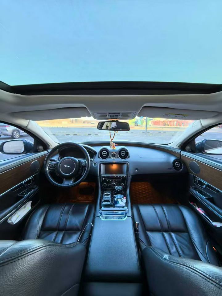 营口13年捷豹XJL6