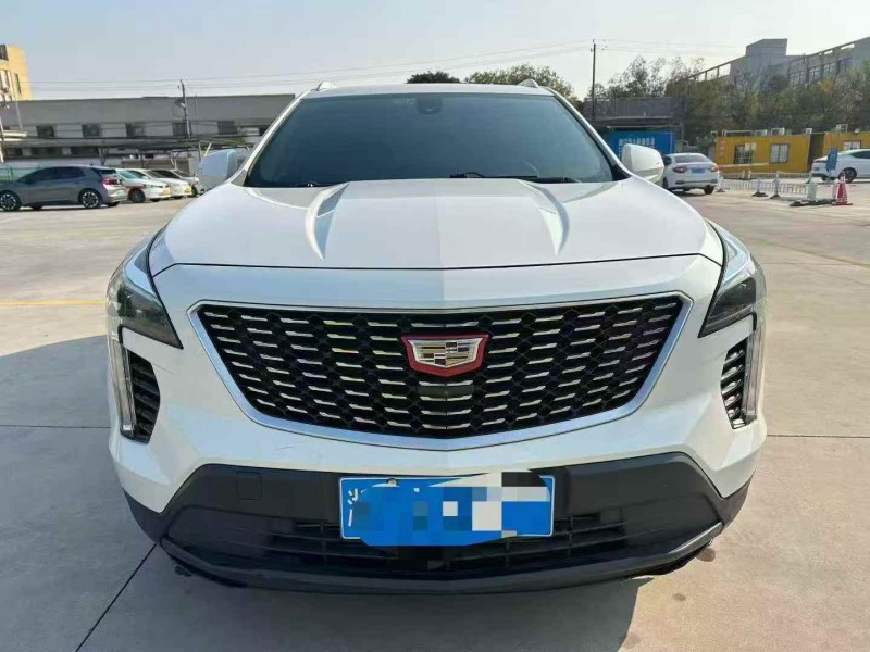 嘉兴19年凯迪拉克XT41