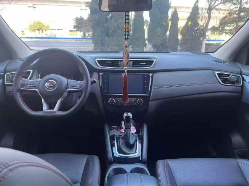 安阳20年日产奇骏6