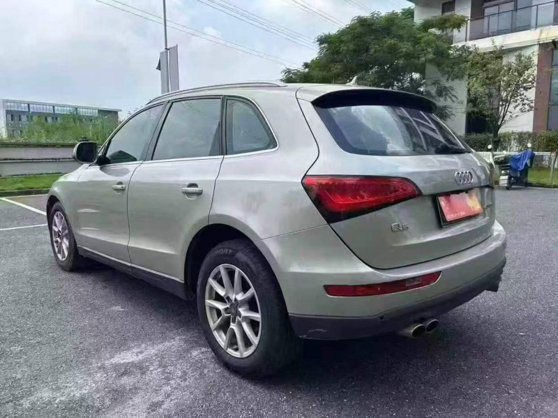 广州15年奥迪Q56