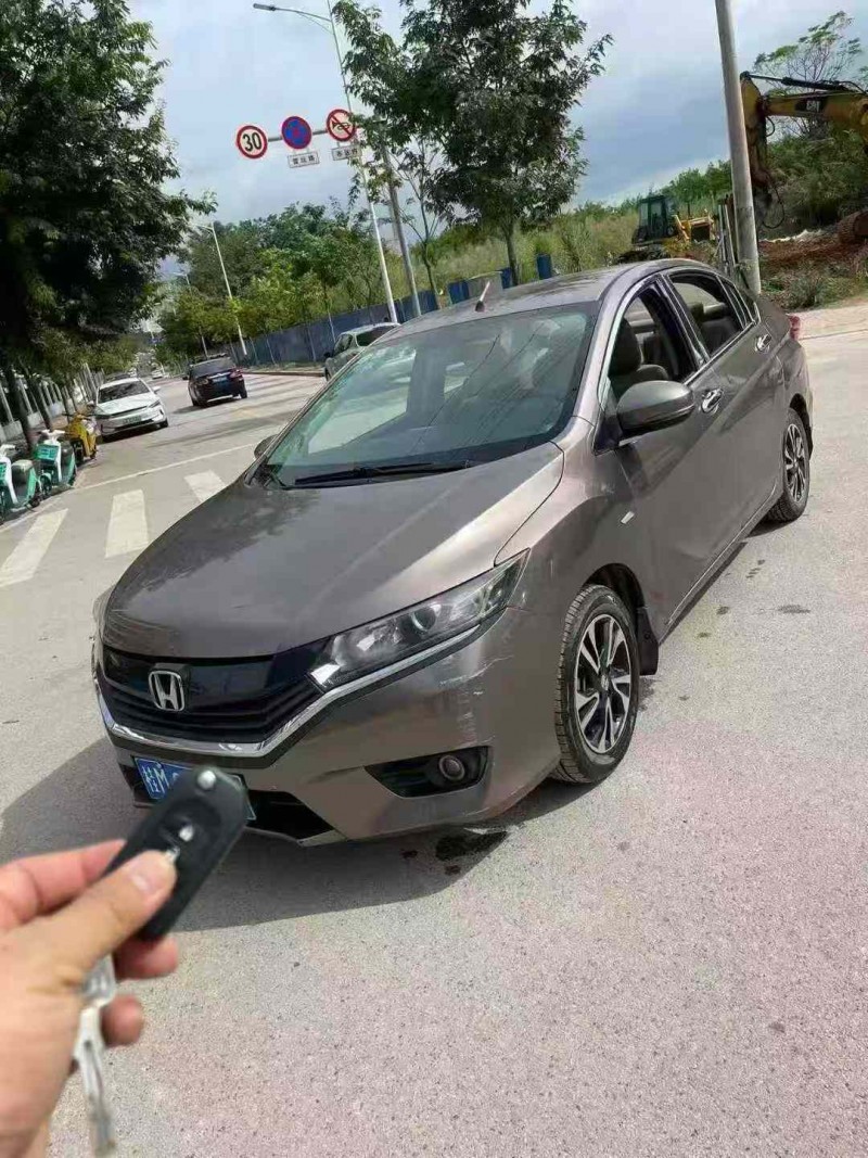 南宁16年本田哥瑞1