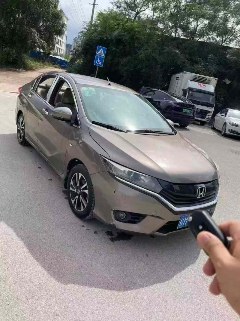 南宁16年本田哥瑞2