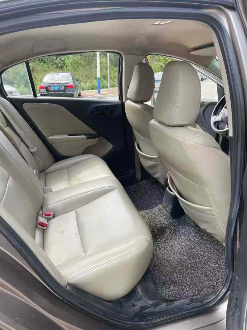 南宁16年本田哥瑞7