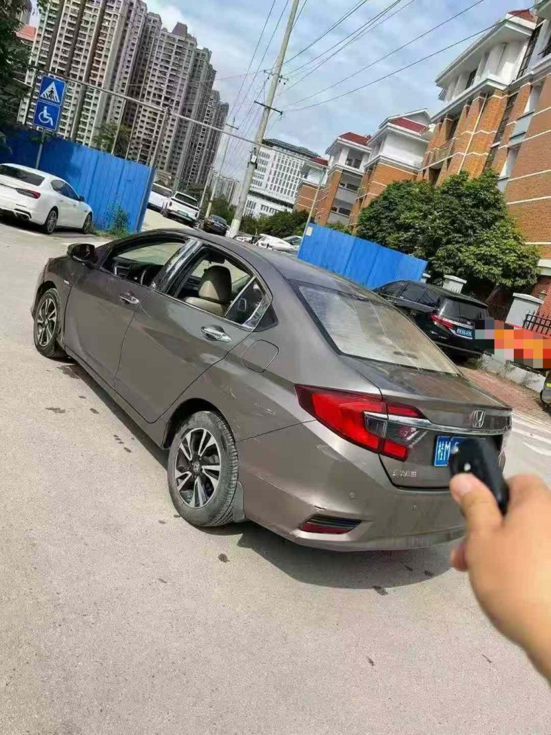 南宁16年本田哥瑞9