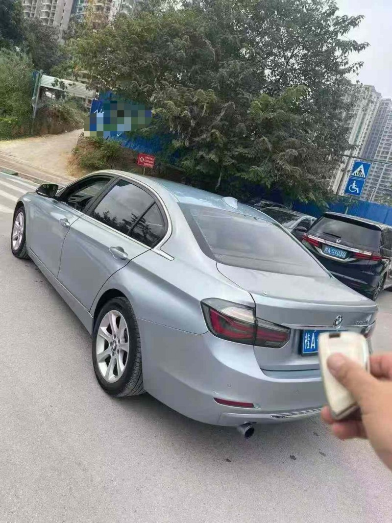 南宁13年宝马3系9