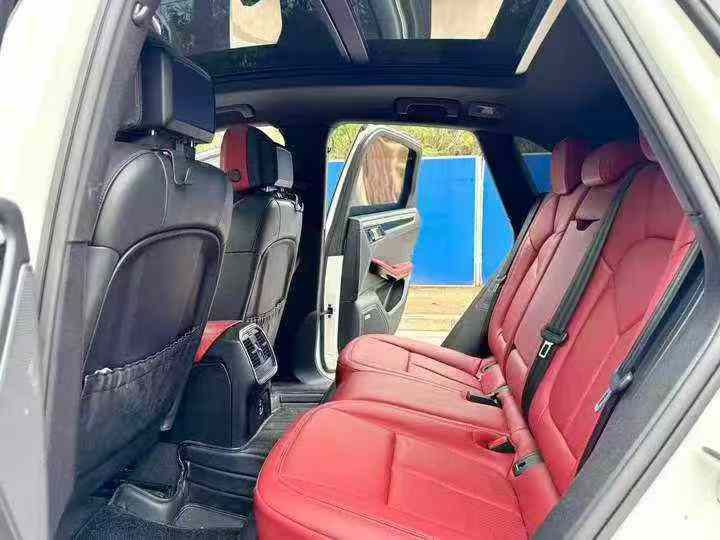 南宁20年保时捷Macan6