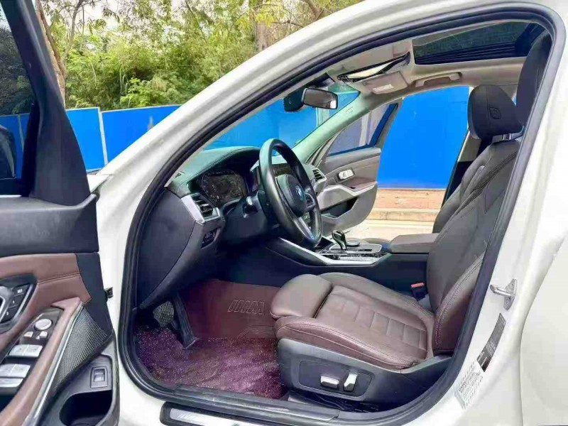 南宁19年宝马3系4