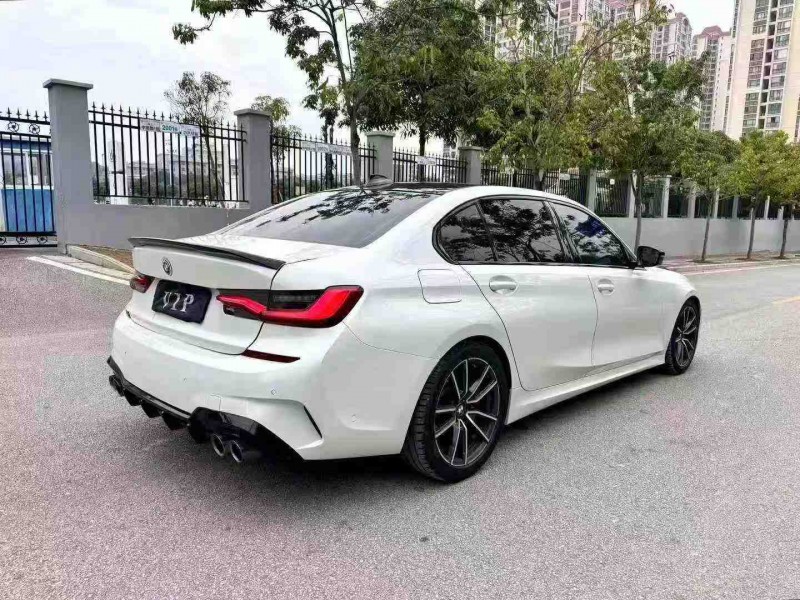 南宁19年宝马3系7