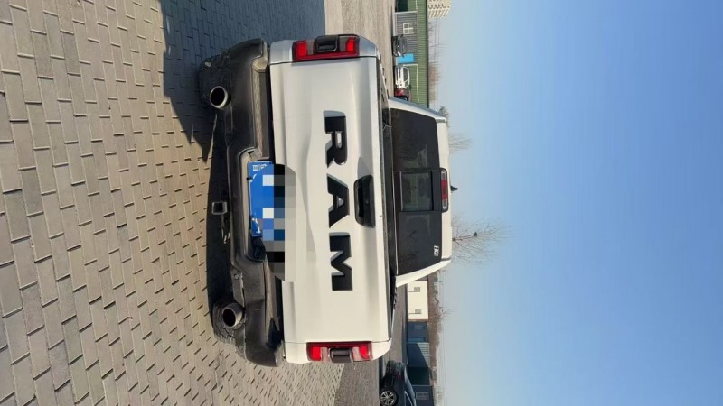 淄博19年道奇公羊7