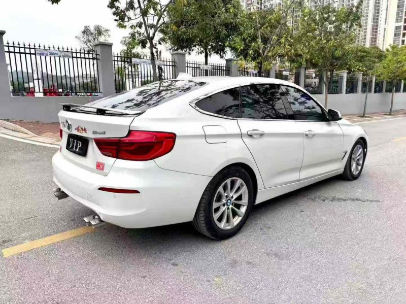 南宁17年宝马3系7