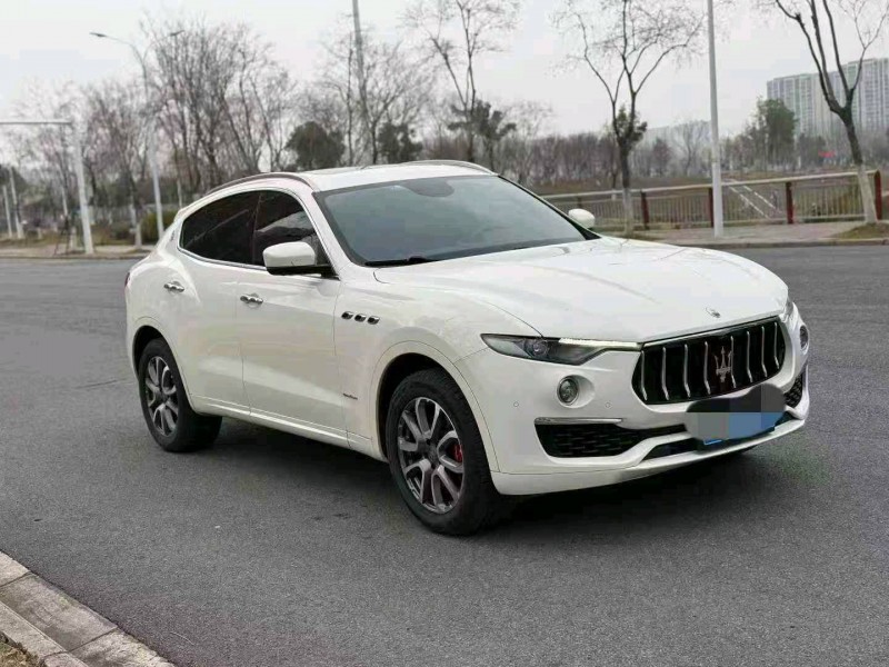 荆门20年玛莎拉蒂Levante3