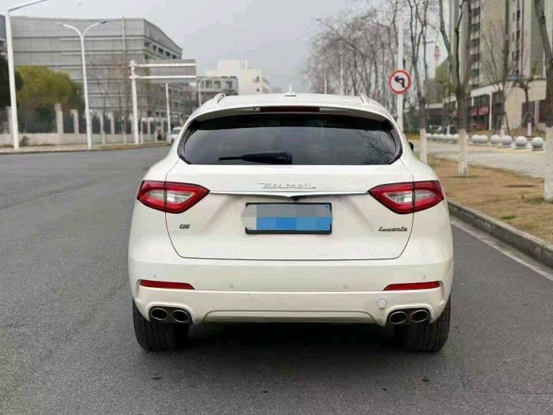 荆门20年玛莎拉蒂Levante7