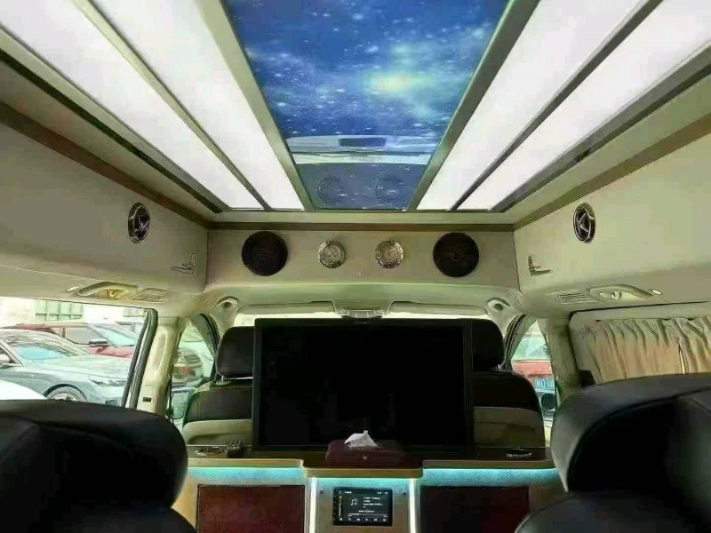 南宁20年奔驰威霆7