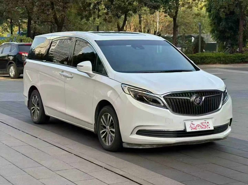 佛山21年别克GL82