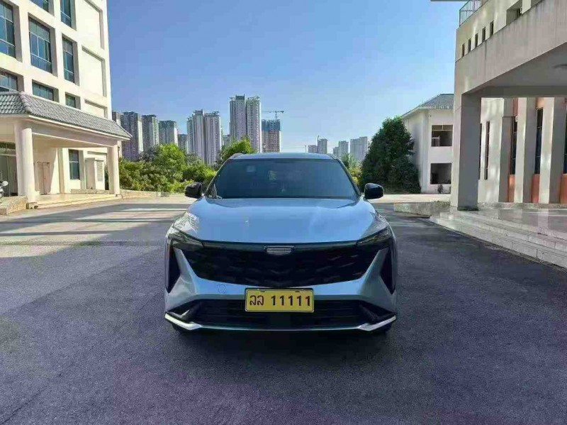 南宁23年吉利博越1