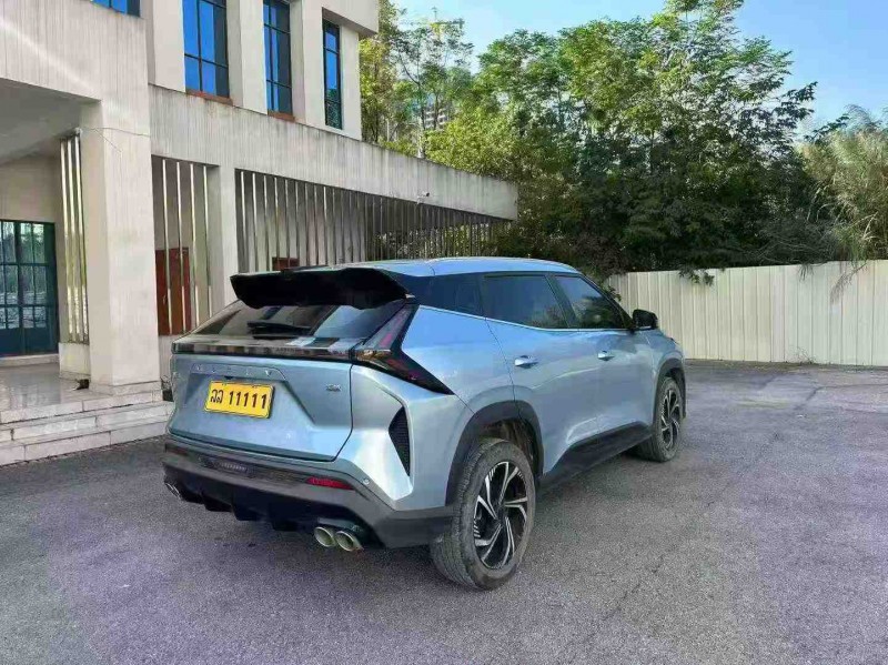 南宁23年吉利博越7