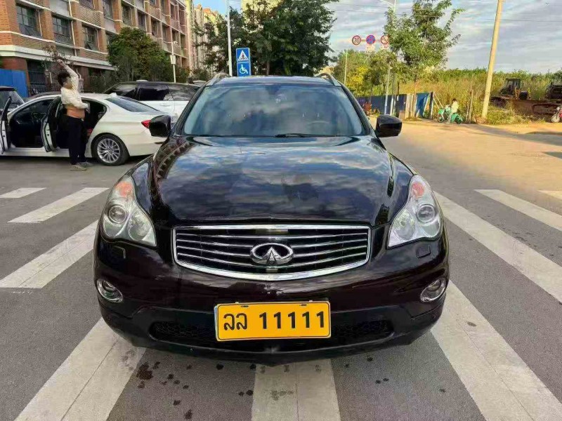 南宁14年英菲尼迪QX501