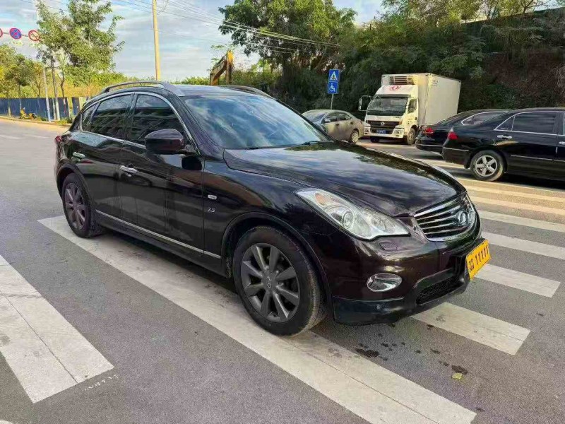 南宁14年英菲尼迪QX502