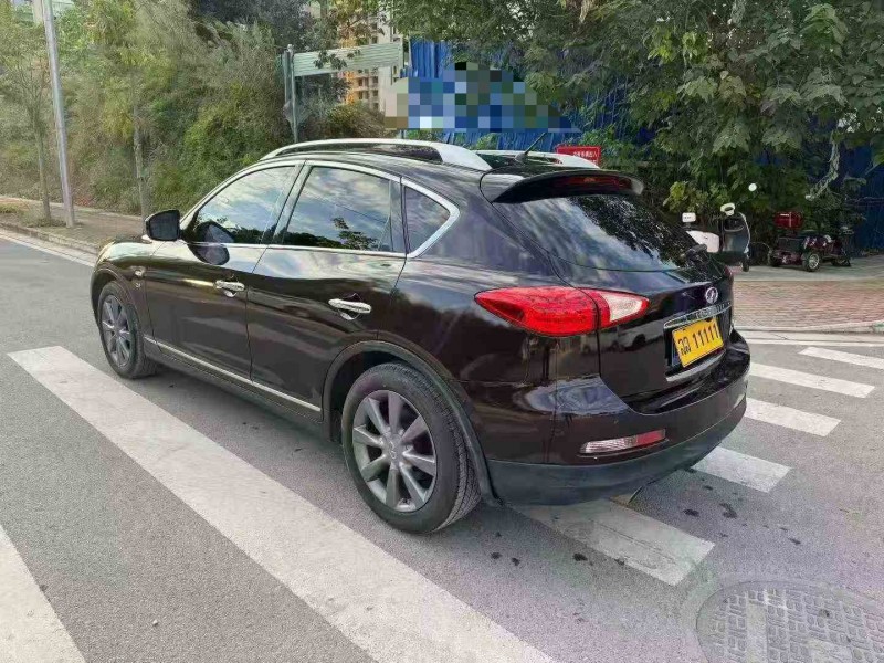 南宁14年英菲尼迪QX508