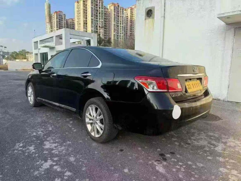 南宁10年雷克萨斯ES8