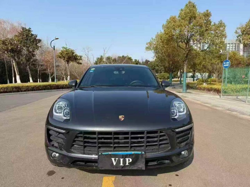 淮安18年保时捷Macan1
