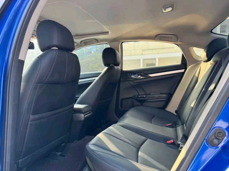 河源18年本田思域2