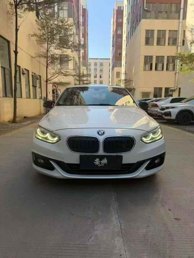 湛江18年宝马1系1