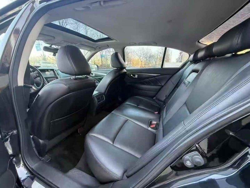 枣庄15年英菲尼迪Q50L4