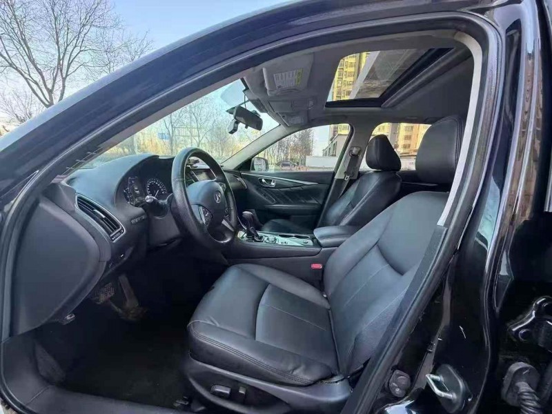 枣庄15年英菲尼迪Q50L6