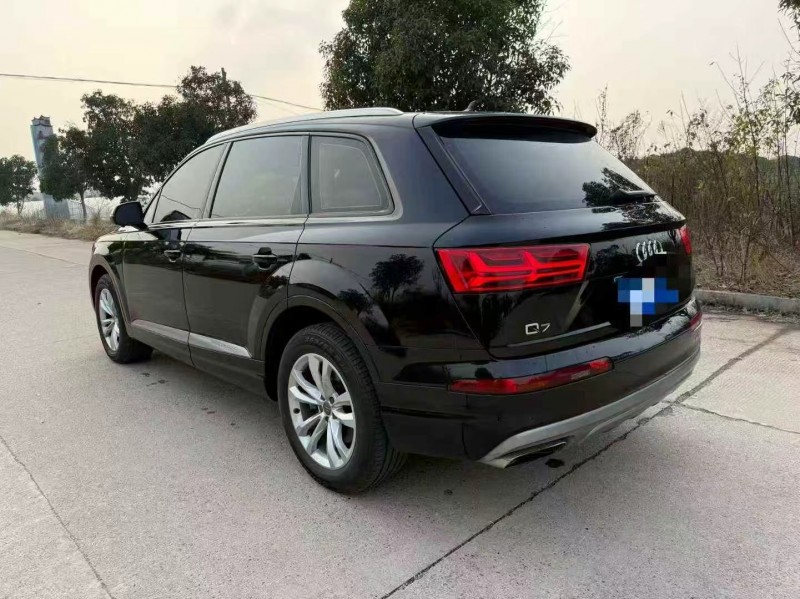 株洲17年奥迪Q79