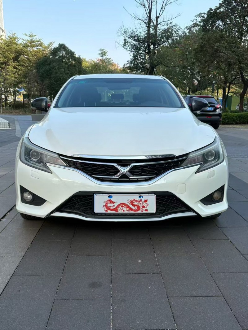 佛山16年丰田锐志1