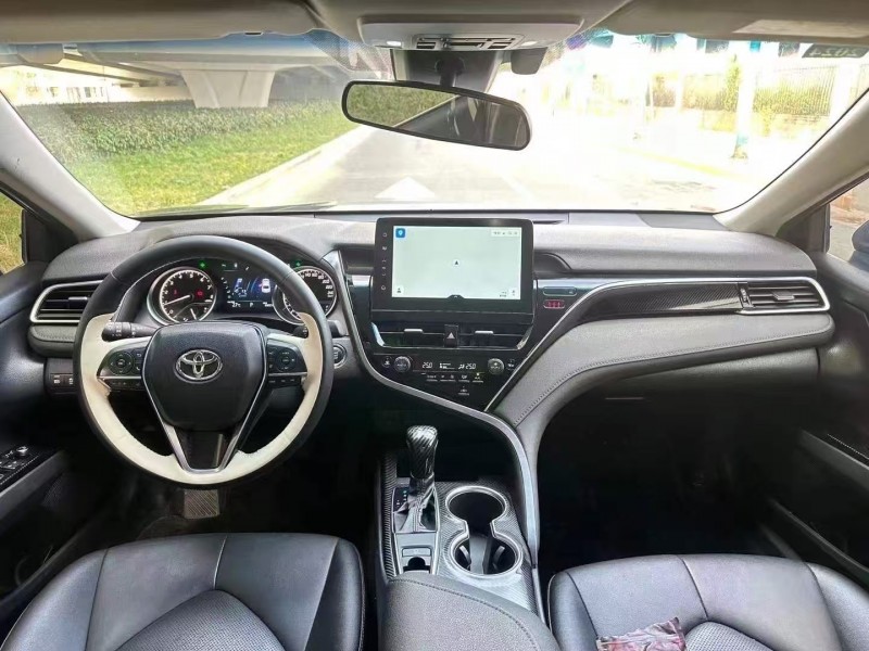 广州22年丰田凯美瑞6