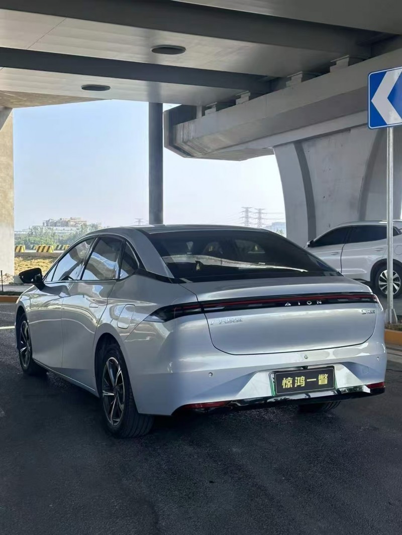 广州24年传祺埃安S4