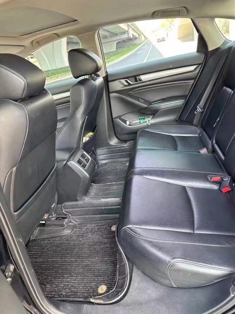 广州19年本田雅阁8