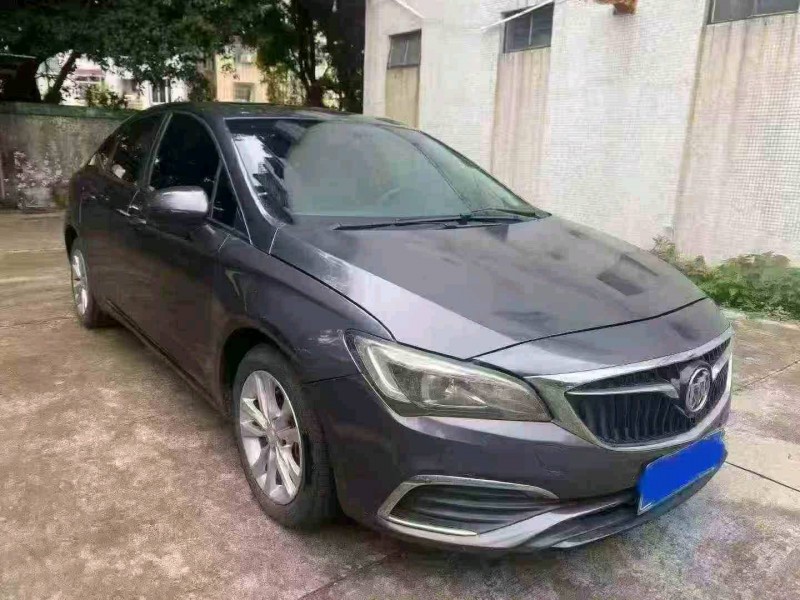 汕头18年别克威朗3