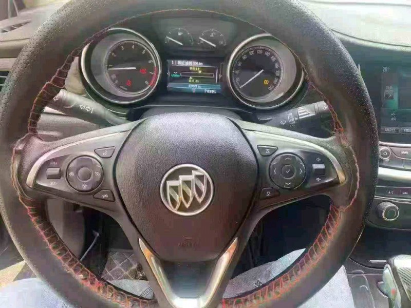 汕头18年别克威朗4