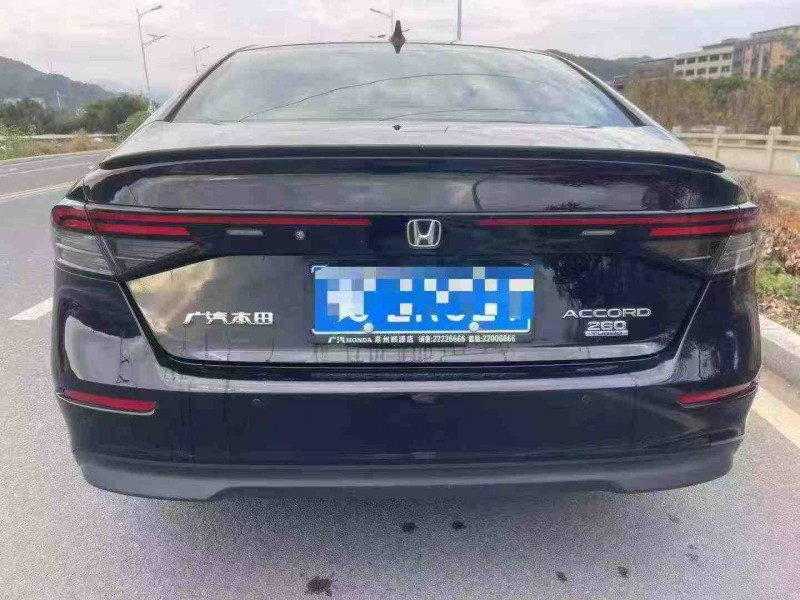 福州25年本田雅阁3