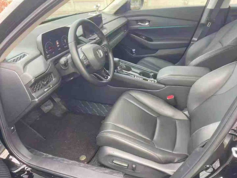 福州25年本田雅阁8